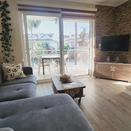 Calish Duplex