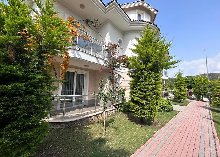 Calish Duplex