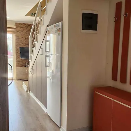 Ξενοδοχείο με διαμερίσματα Calish Duplex